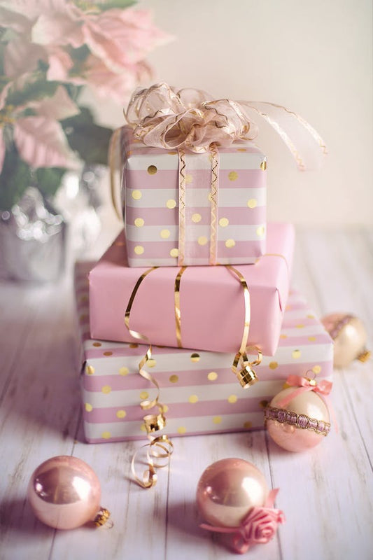 Malta Gift Guide: What Makes a Good Last-Minute Gift? - s  o  l  i  s  t  i  a  l