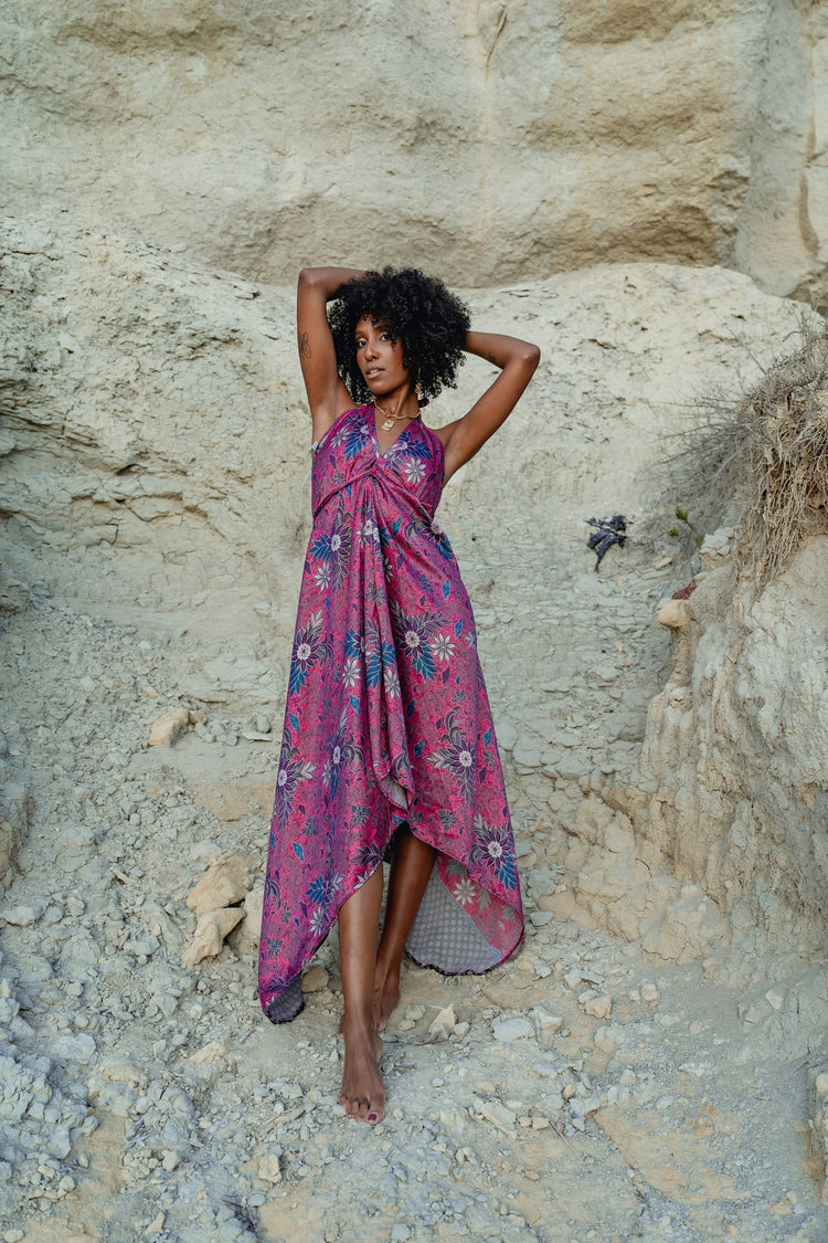 Divya Threads Silk Collection - s o l i s t i a l