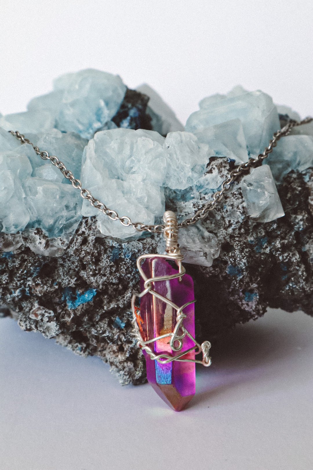 Wire wrapped Jewelry - s  o  l  i  s  t  i  a  l