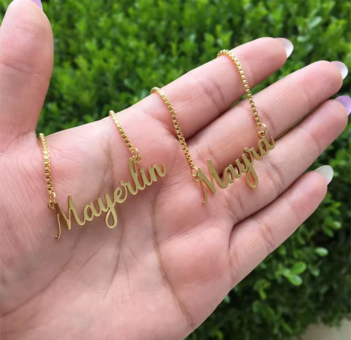 Personalized Name Modern Script Font Box Chain Necklace Gold
