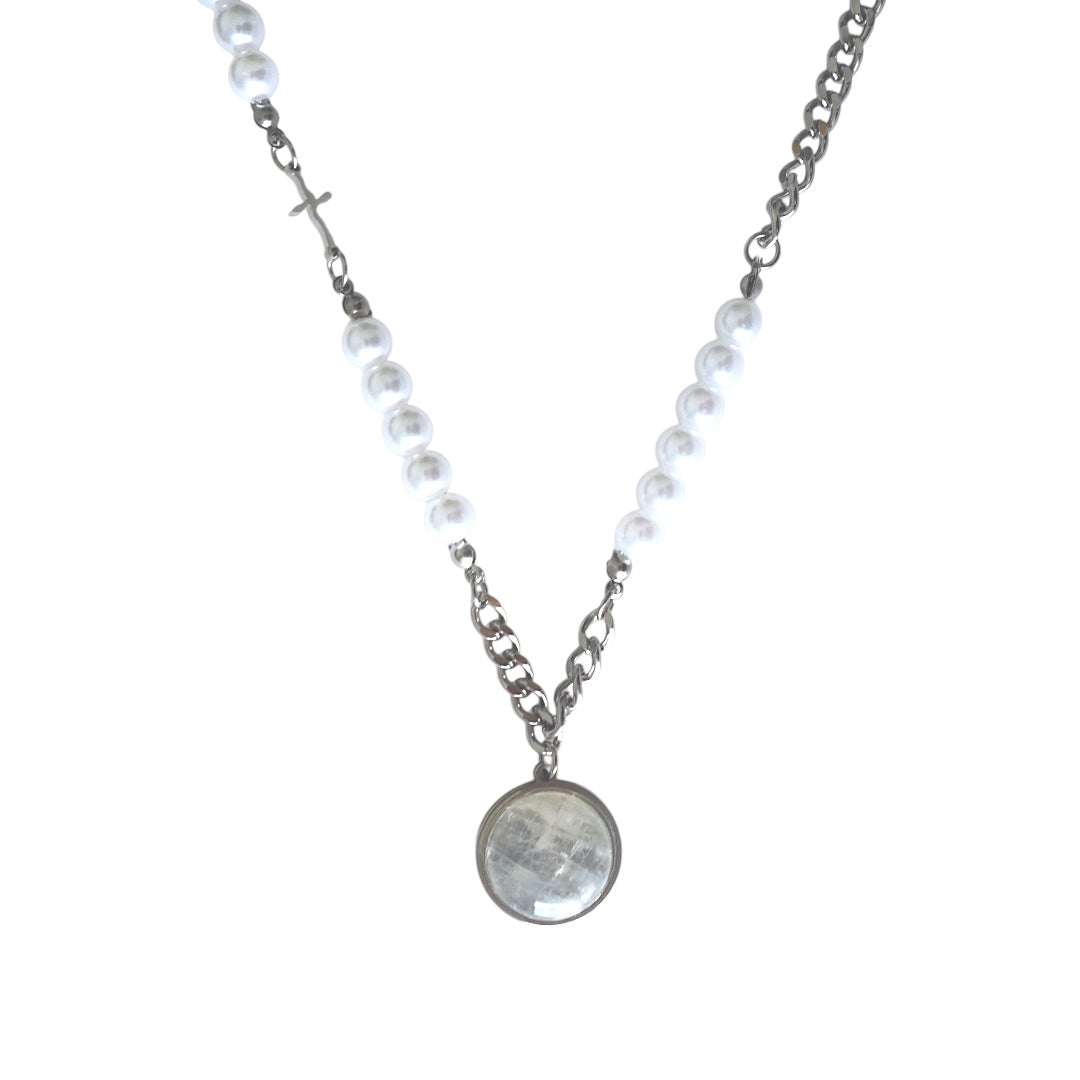 LUNAR DRIFT Rainbow Moonstone Cuban Chain & Pearl Necklace