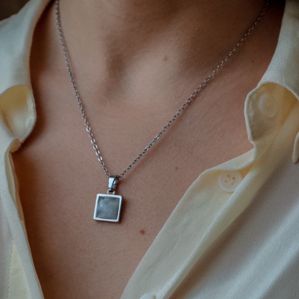 VARG Rainbow Moonstone Square Necklace Silver