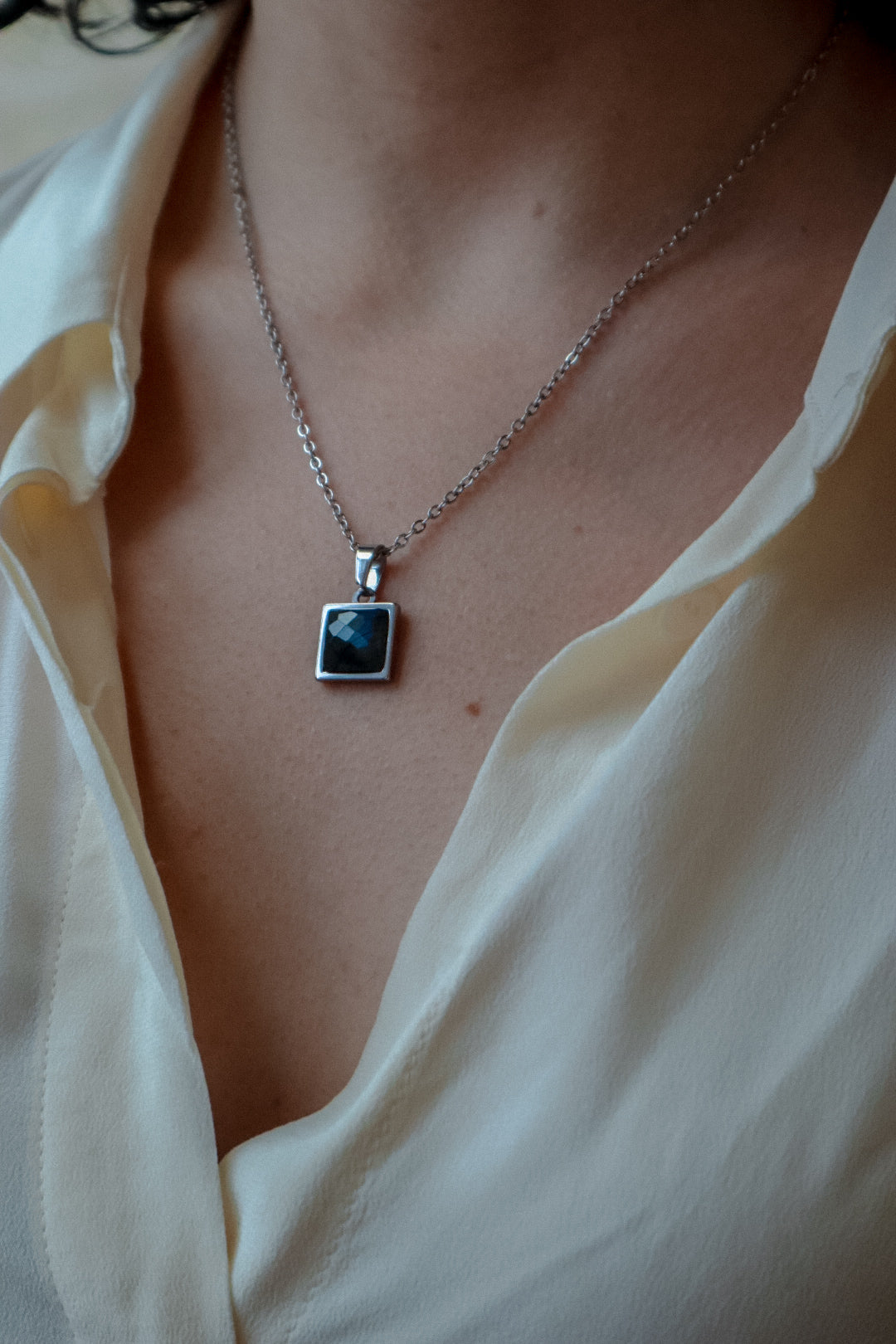VARG Blue Labradorite Square Necklace Silver
