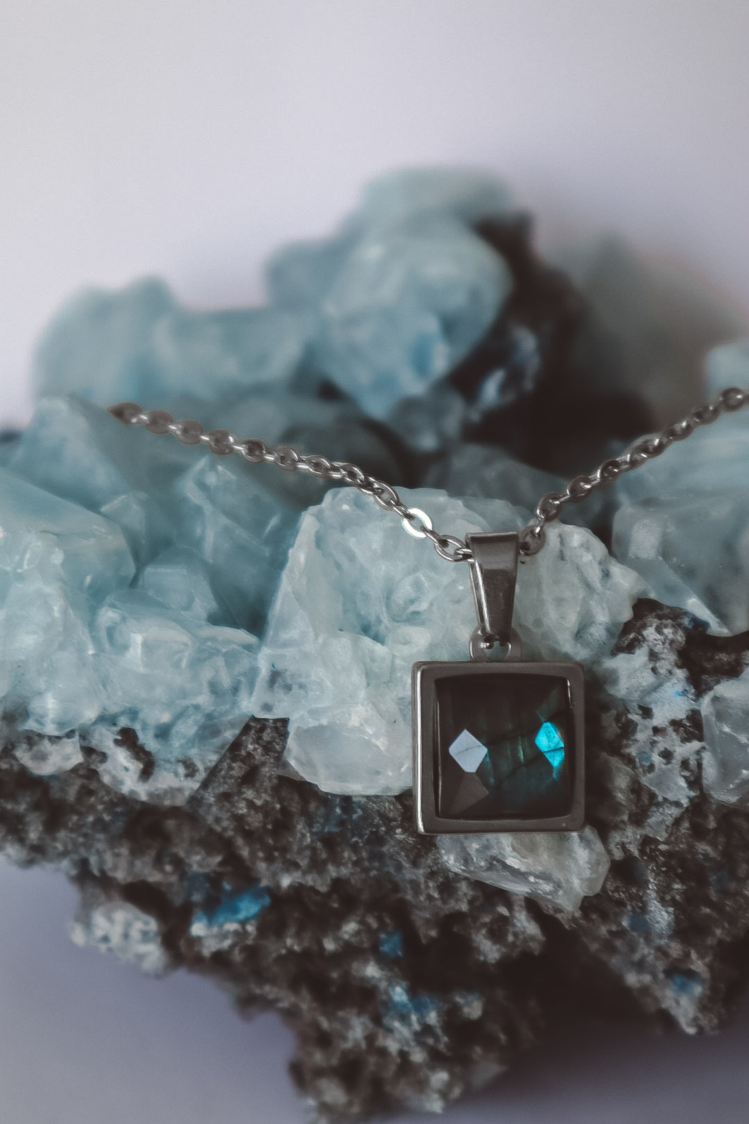 VARG Blue Labradorite Square Necklace Silver