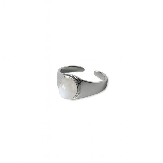 Bague SELENE en argent avec pierre de lune arc-en-ciel