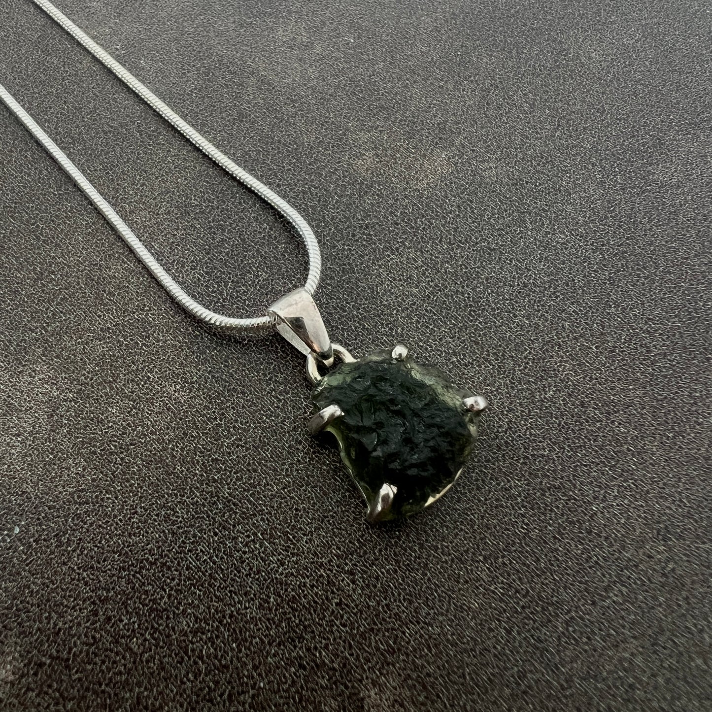 CELESTIAL IMPACT Raw Moldavite Pendant Necklace 925 Silver
