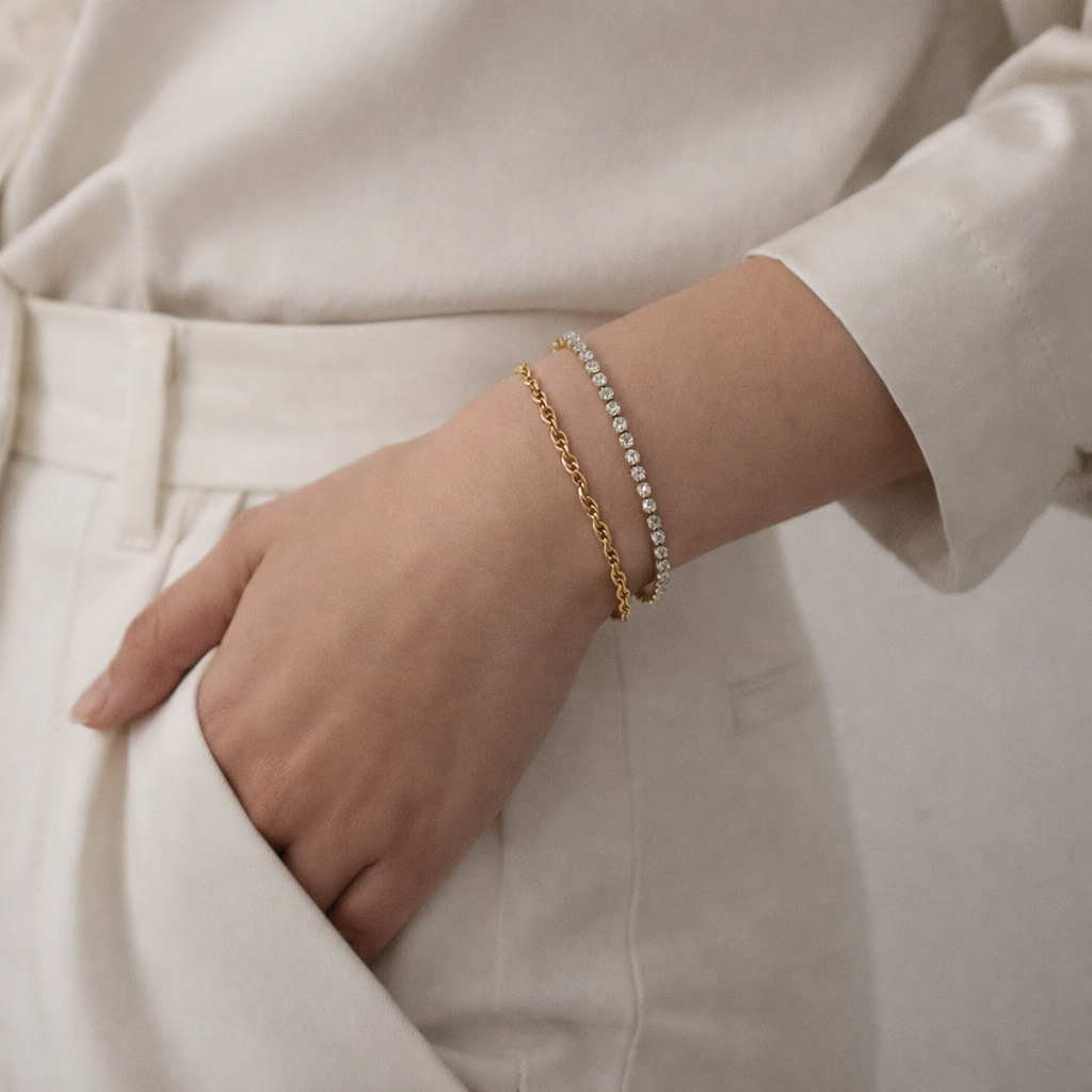 Zirkon Massiver Armreif – Gold