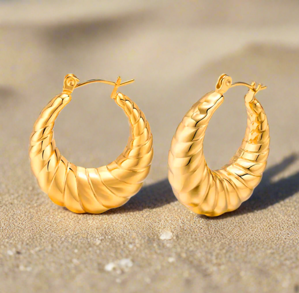 CONCH Hoop Earrings Gold