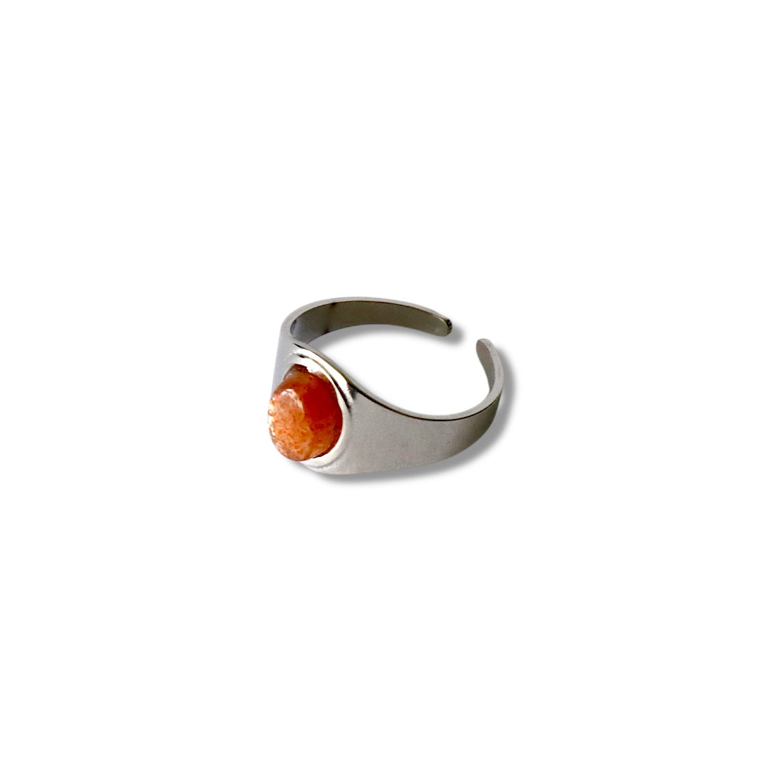 SOLARA Sunstone Ring Silver