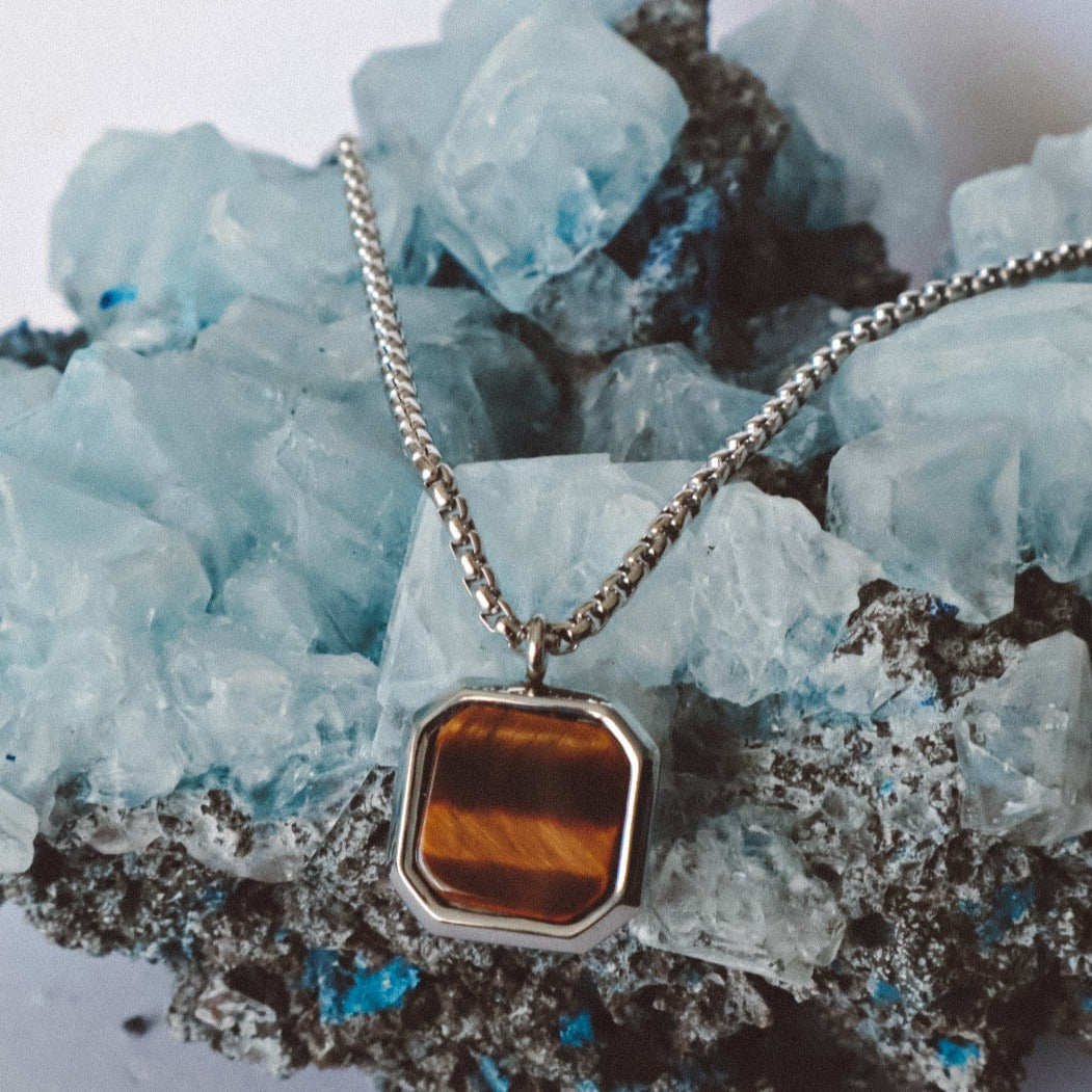 Collier Chaîne à Pendentif Oeil de Tigre - Argent