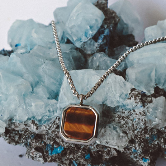 Collier Chaîne à Pendentif Oeil de Tigre - Argent