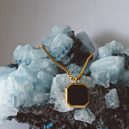 Collier Chaîne à Pendentif En Émail - Or