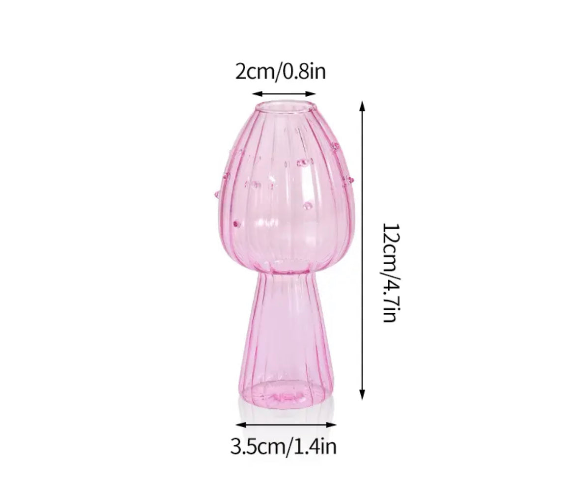 Vase en verre à décor de champignons