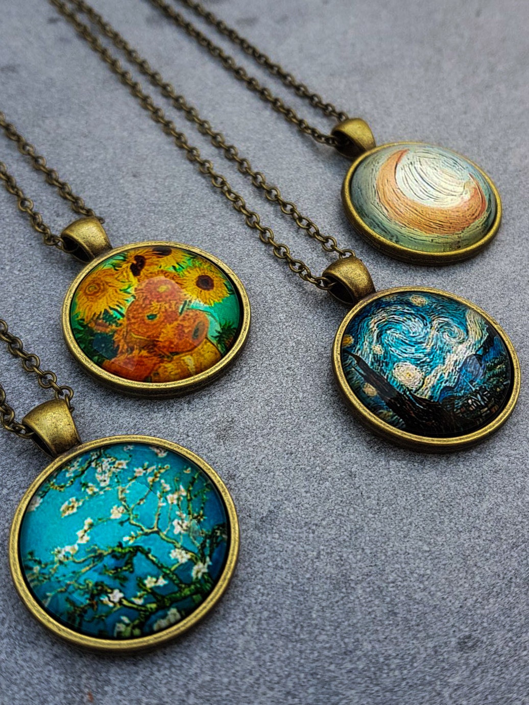 RELIC Vincent Van Gogh Art Prints Pendant Necklaces Bronze