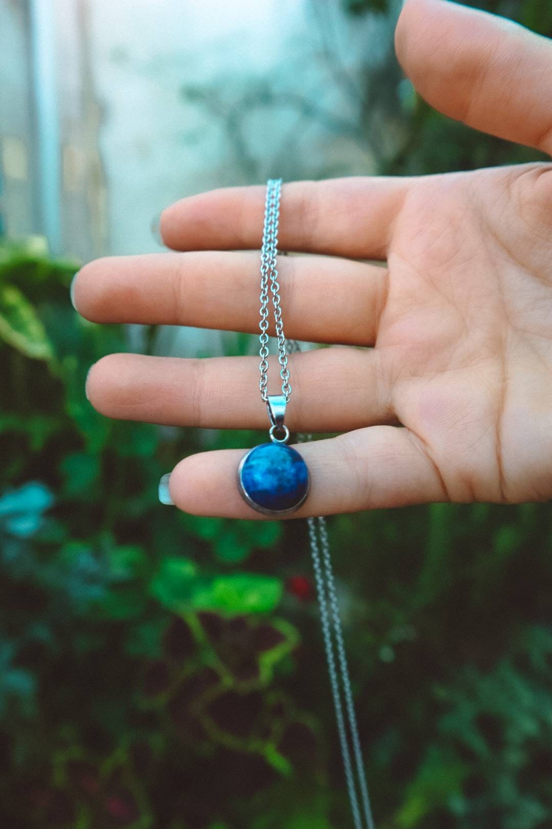 Collier délicat DAYA en lapis-lazuli et argent