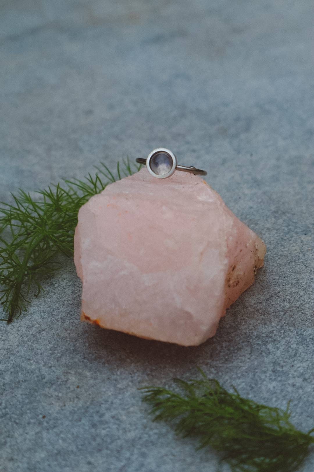 ODESSA Moonstone Minimal Ring Silver
