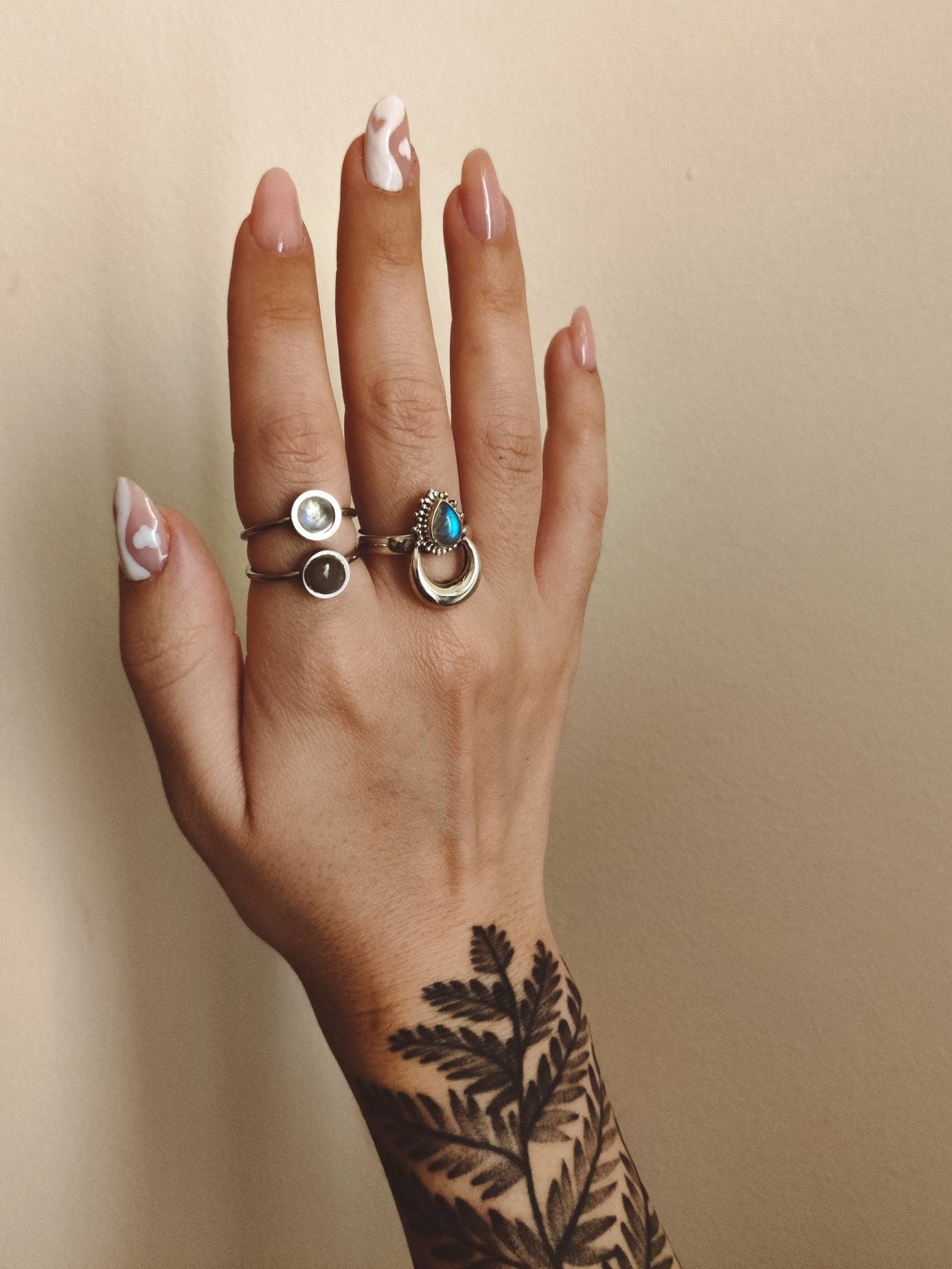 ODESSA Rainbow Moonstone Ring Silver