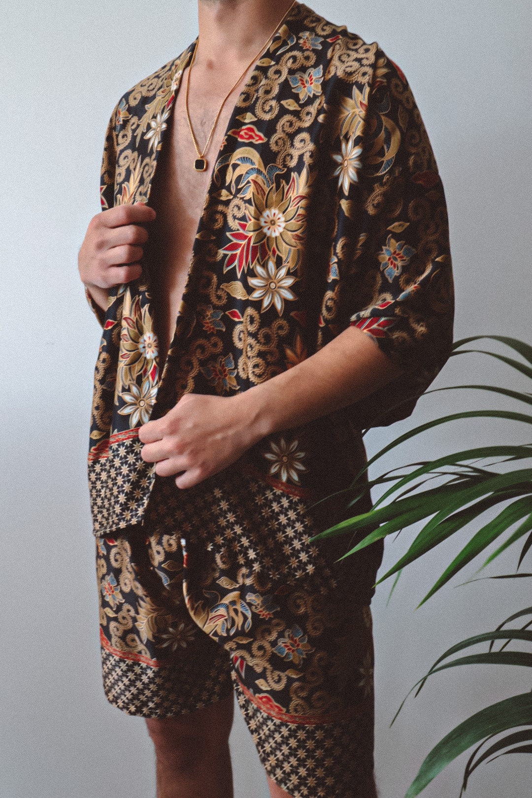 Black Gold Floral Silk Kimono Shorts Set Mens - Lotus