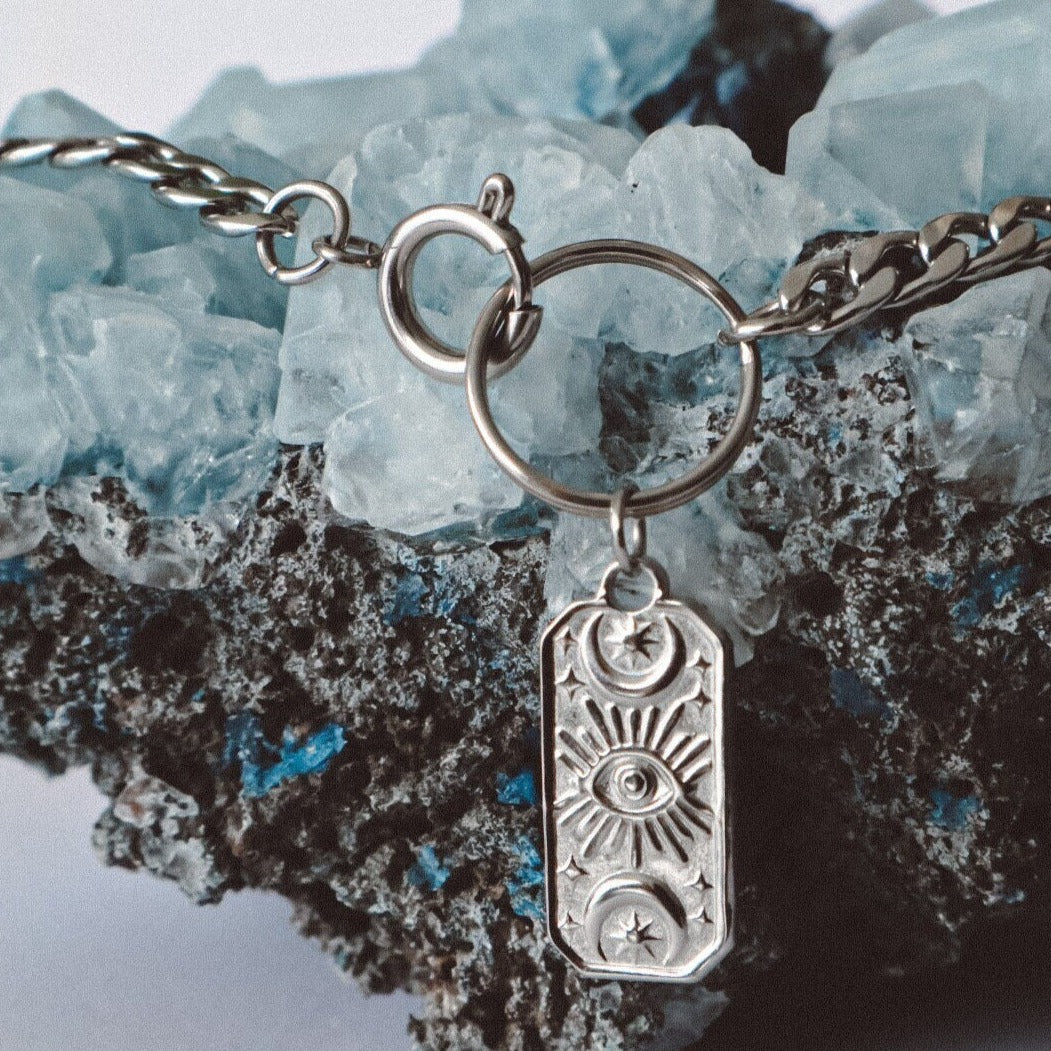 Collier ras du cou en argent avec anneau en O et chaîne gourmette Lunar Gaze