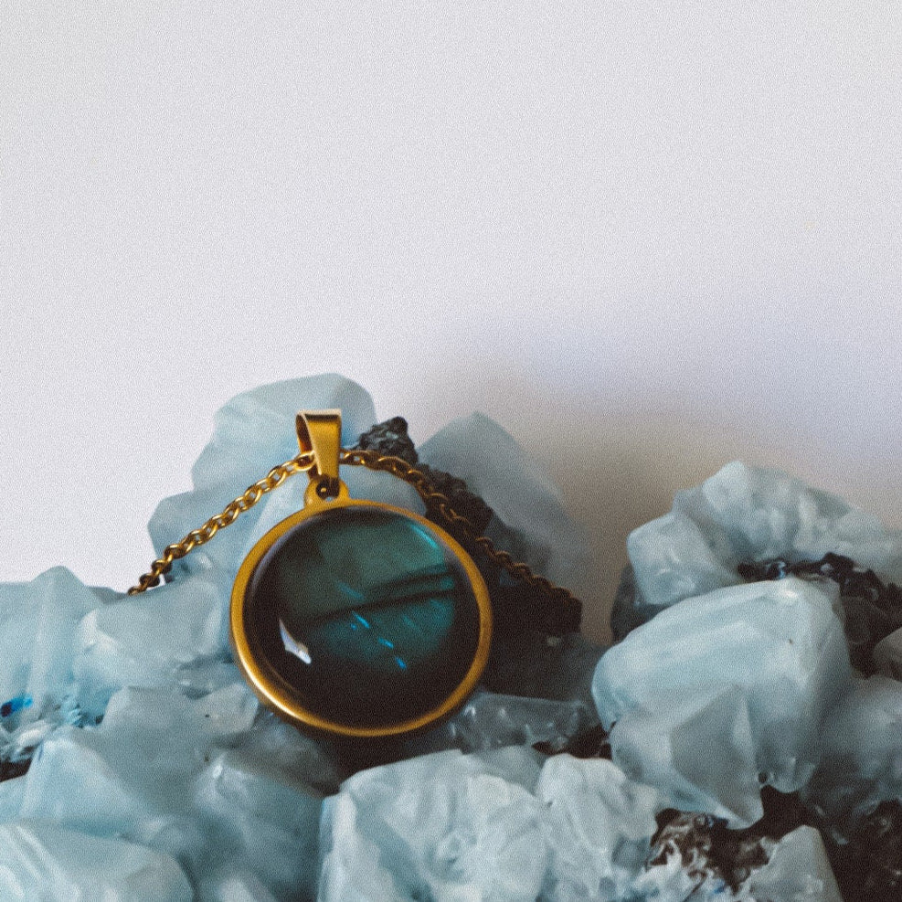 Blue Labradorite Statement Pendant Necklace - Gold