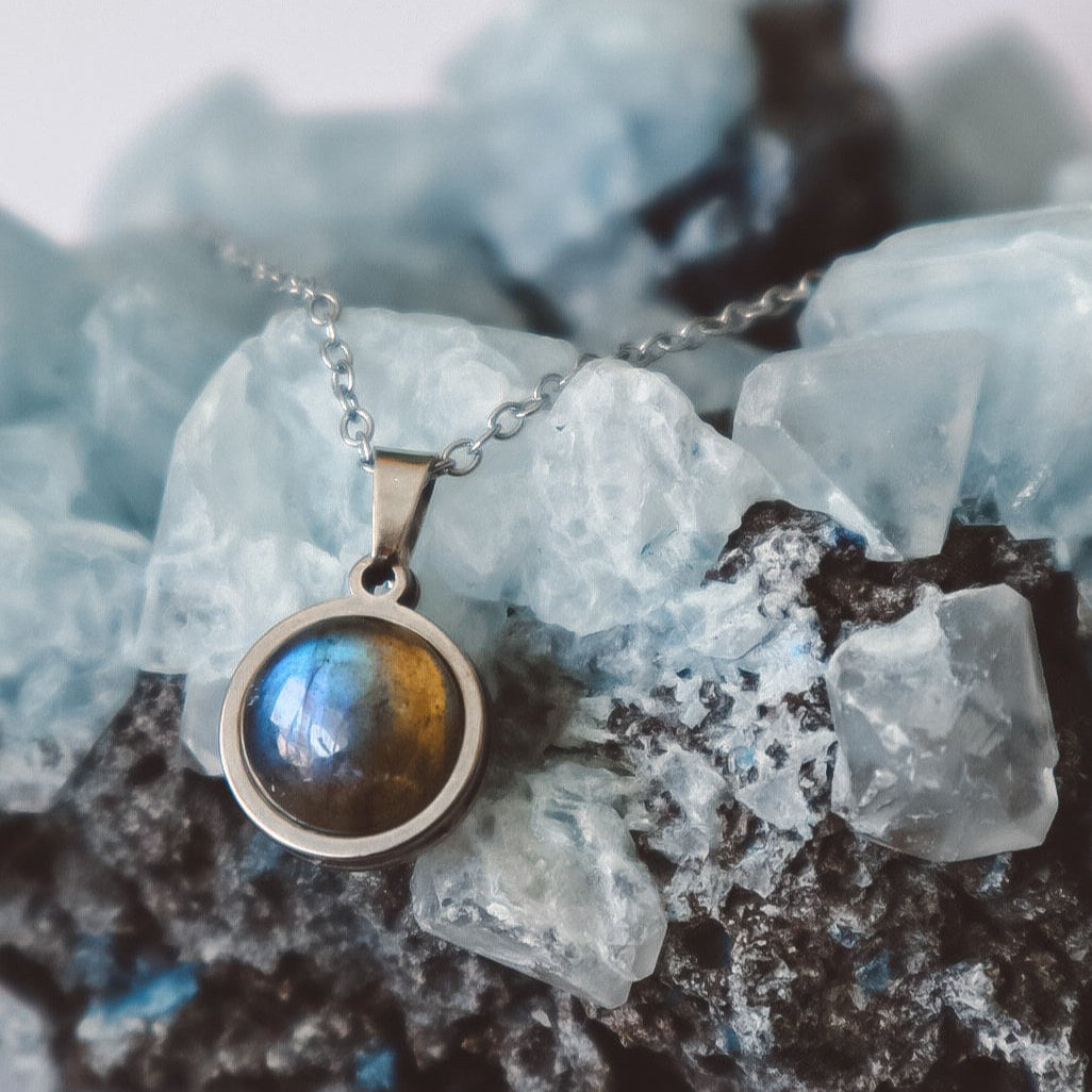 Blue Labradorite Pendant Necklace - Silver