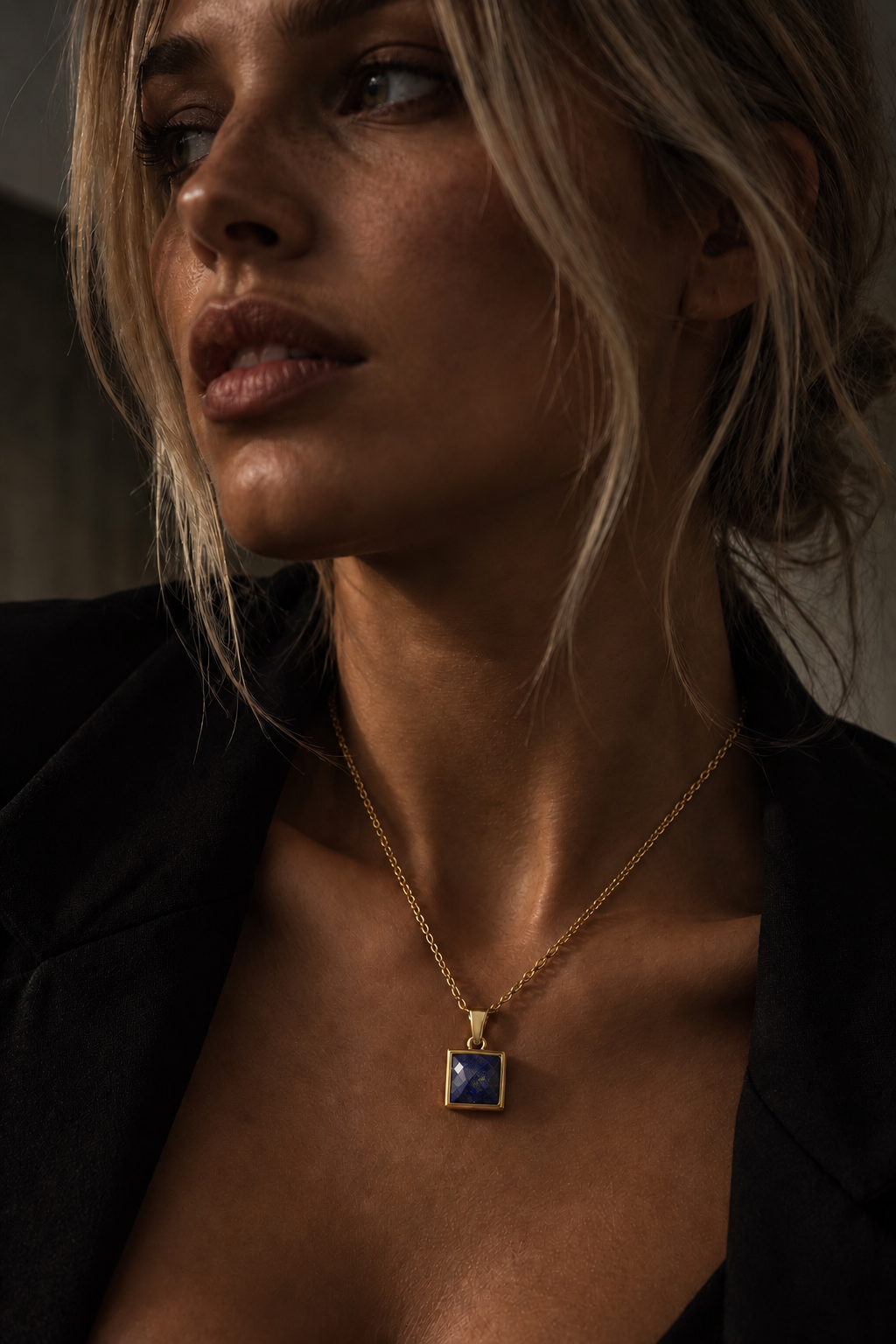 VARG Lapis Lazuli Square Necklace Gold