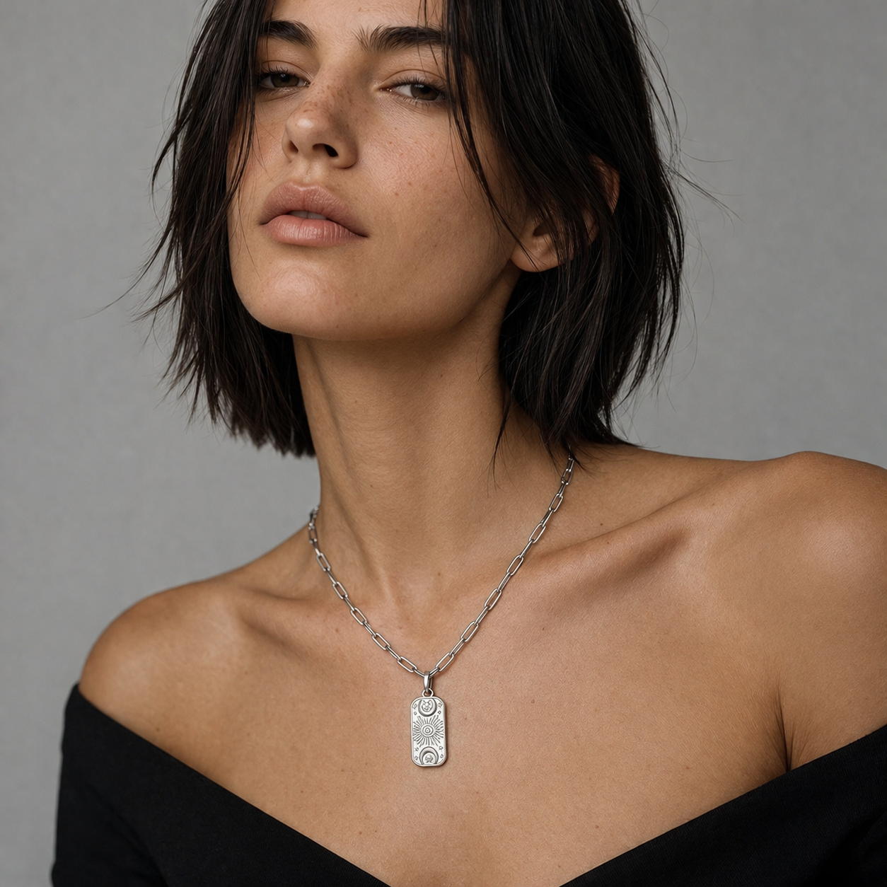 LUNAR GAZE Paperclip Chain Choker Silver