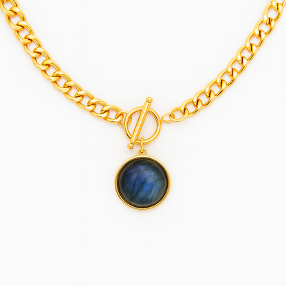 Collier ras du cou en labradorite bleue avec anneau en O et finition or