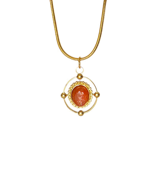 SUNGLOW Sunstone Pendant Necklace Gold