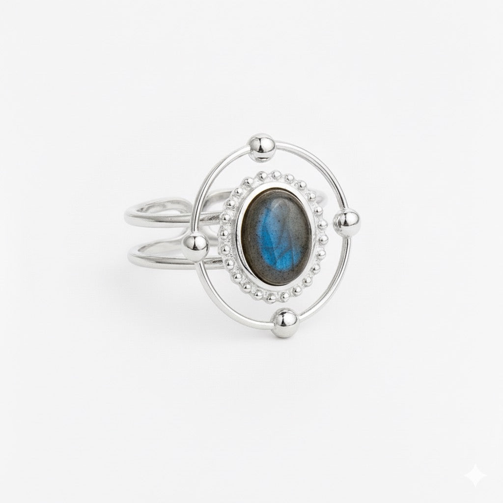 SURYA Labradorite Ring Silver