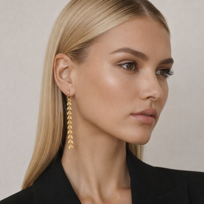 SIRENA SPINE Fishtail Chain Earrings Gold