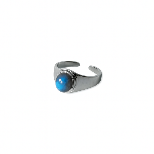 SOLARA Labradorite Ring Silver