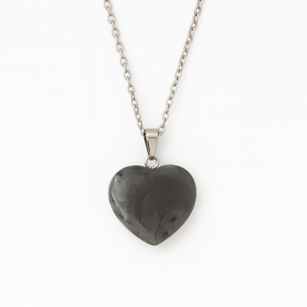 Labradorite Heart Pendant Necklace - Silver