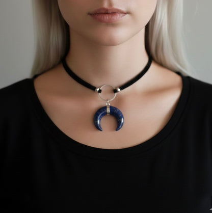 ASTRA Lapis Lazuli Horn O Ring Choker Silver