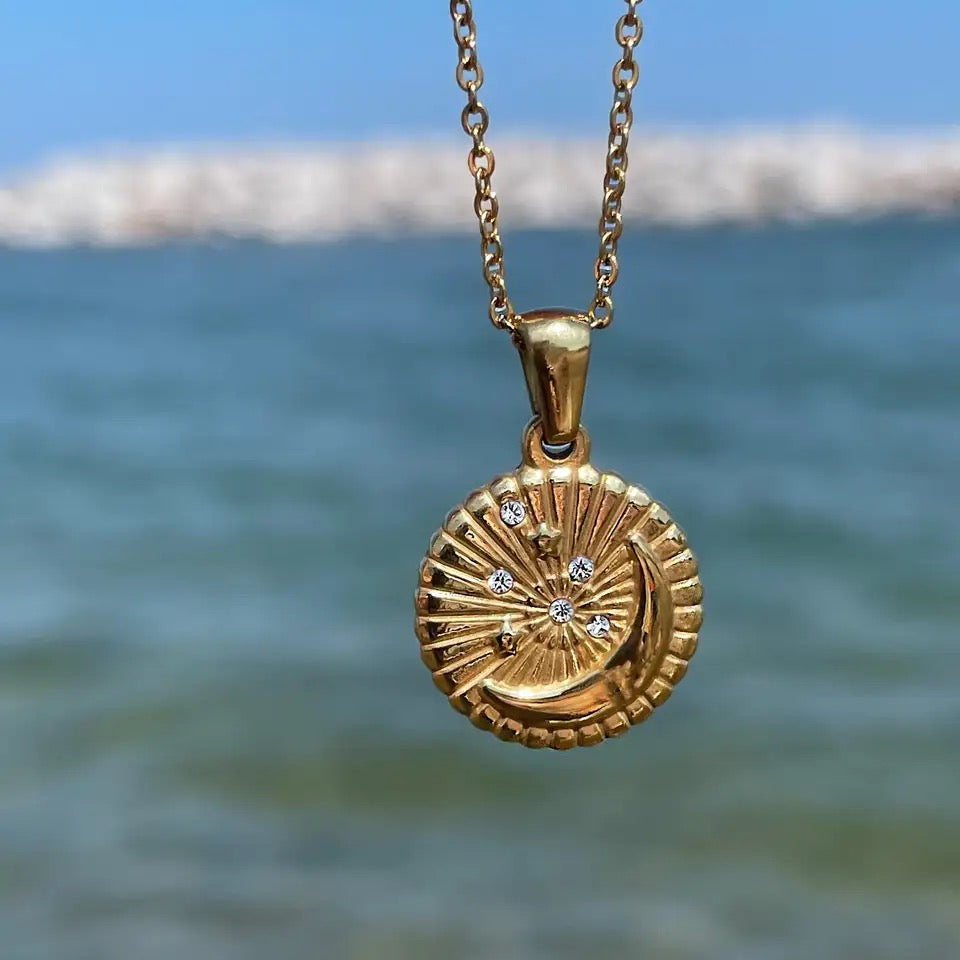 QAMAR Crescent Moon Zircon Necklace Gold