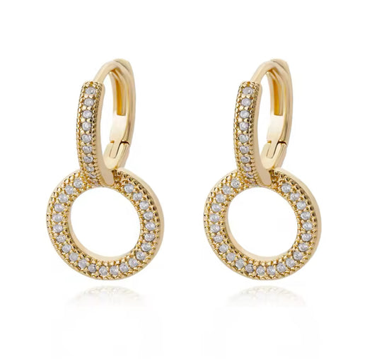 LINKED Round Cubic Zirconia Dainty Earrings Gold