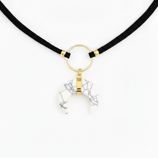 ASTRA White Howlite Horn O Ring Choker Gold