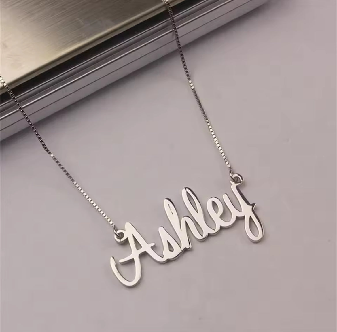 Personalized Name Modern Script Font Box Chain Necklace Gold