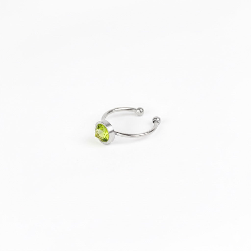 ODESSA Faceted Peridot Dainty Ring Silver