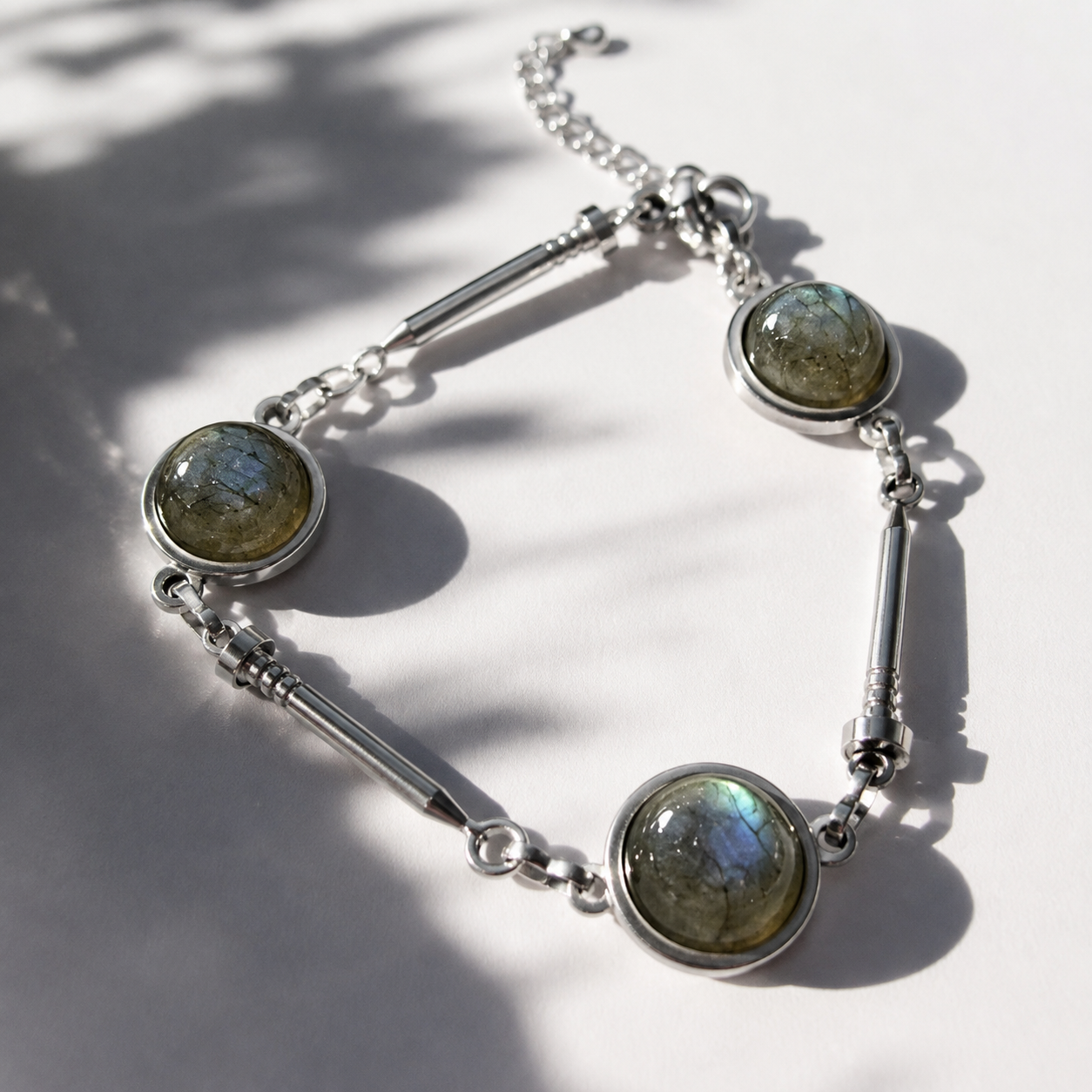 VEYRA Blue Labradorite Nail Silver