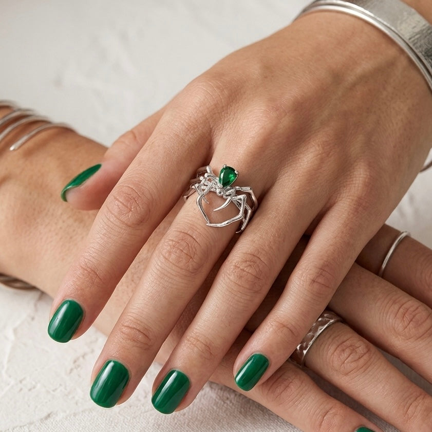 ARACHNE Green Cubic Zirconia Spider Ring Silver