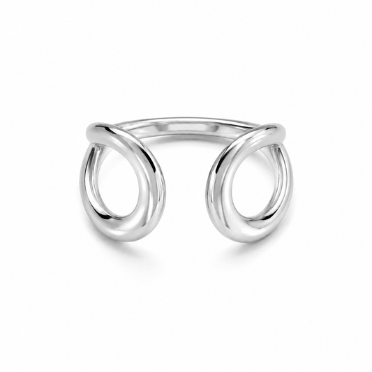 EIRA Sculptural Ring Silver
