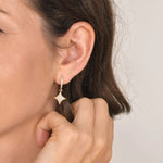 Carica l&#39;immagine nel visualizzatore di Gallery, NITELITE Zircon Star Charm Hoop Earrings - Gold
