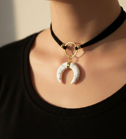 ASTRA White Howlite Horn O Ring Choker Gold