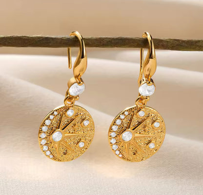 SUN&MOON Zircon Earrings Gold