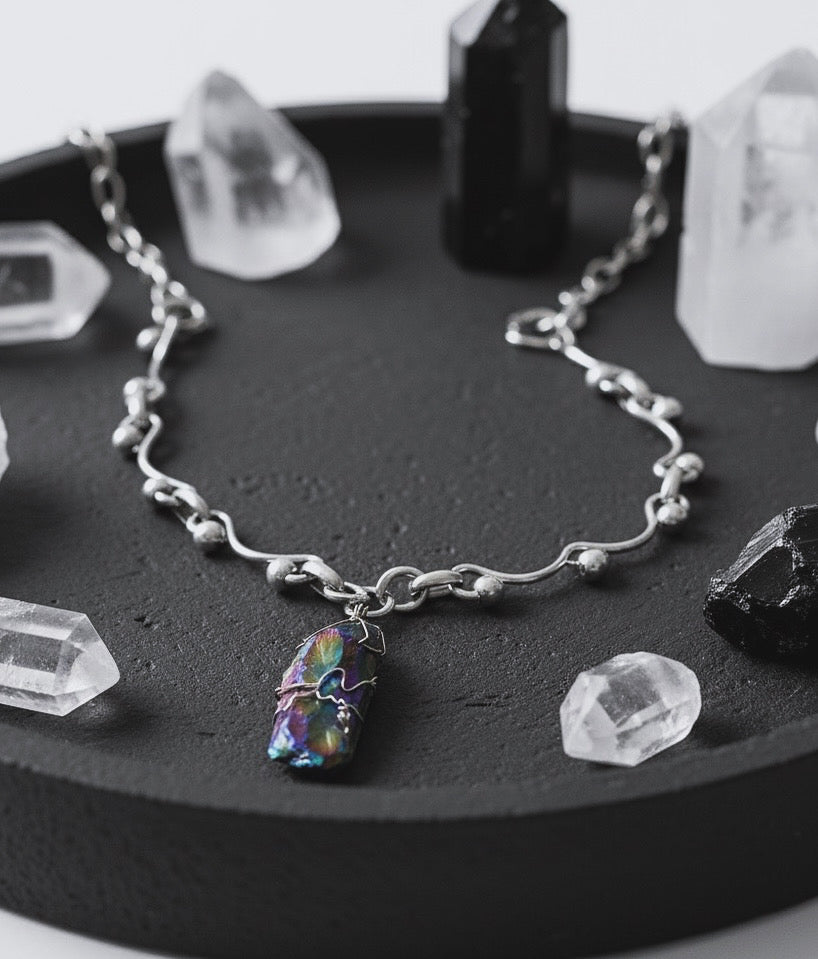 IONIS Raw Titanium Quartz Necklace Silver