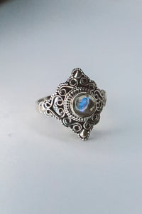 Blue Labradorite Filigree Ring - 925 Silver