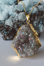 Load image into Gallery viewer, Lilac Amethyst Aura Pendant Necklace Gold
