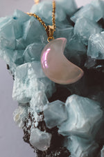 Carica l&#39;immagine nel visualizzatore di Gallery, Aura Rose Quartz Choker Necklace Gold
