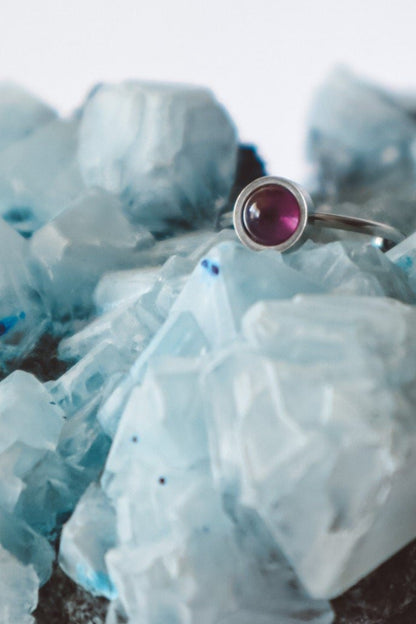 Amethyst Minimalist Ring Silver - s o l i s t i a l